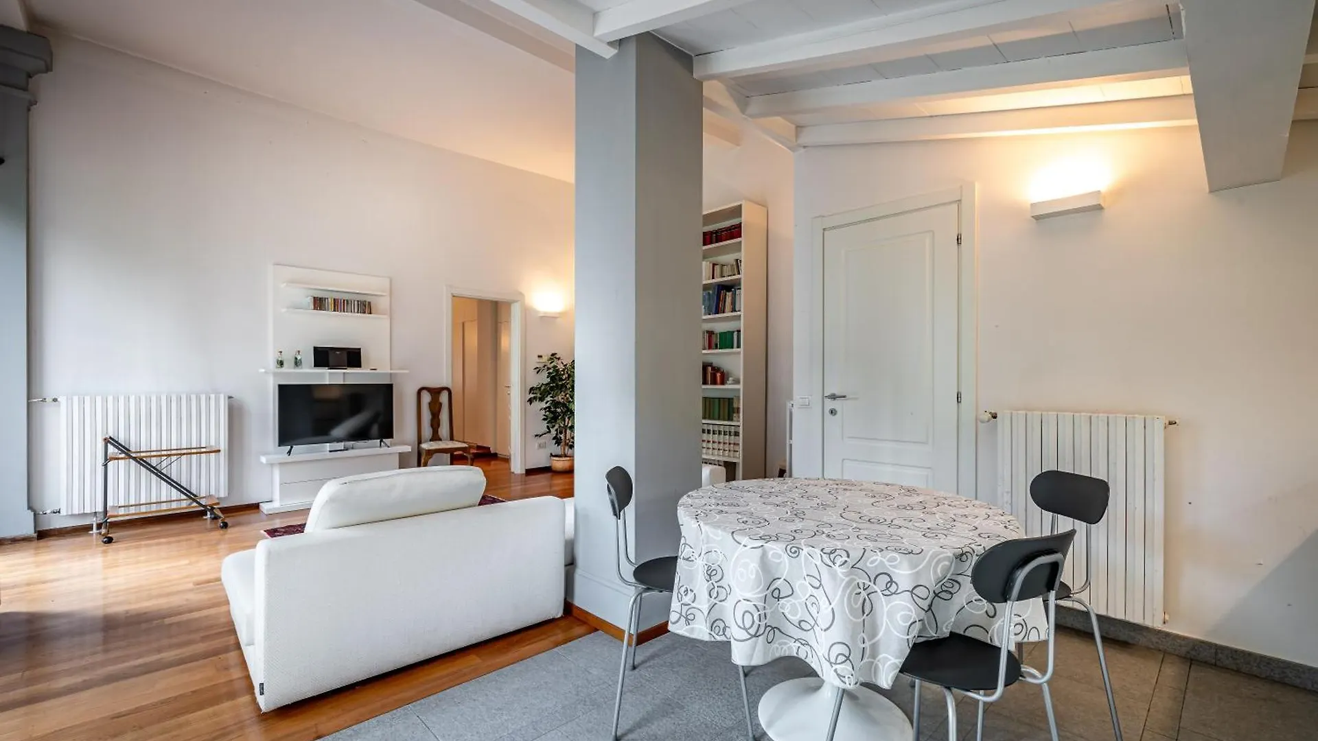 Apartment Yid Little Villa With Garden Florence
